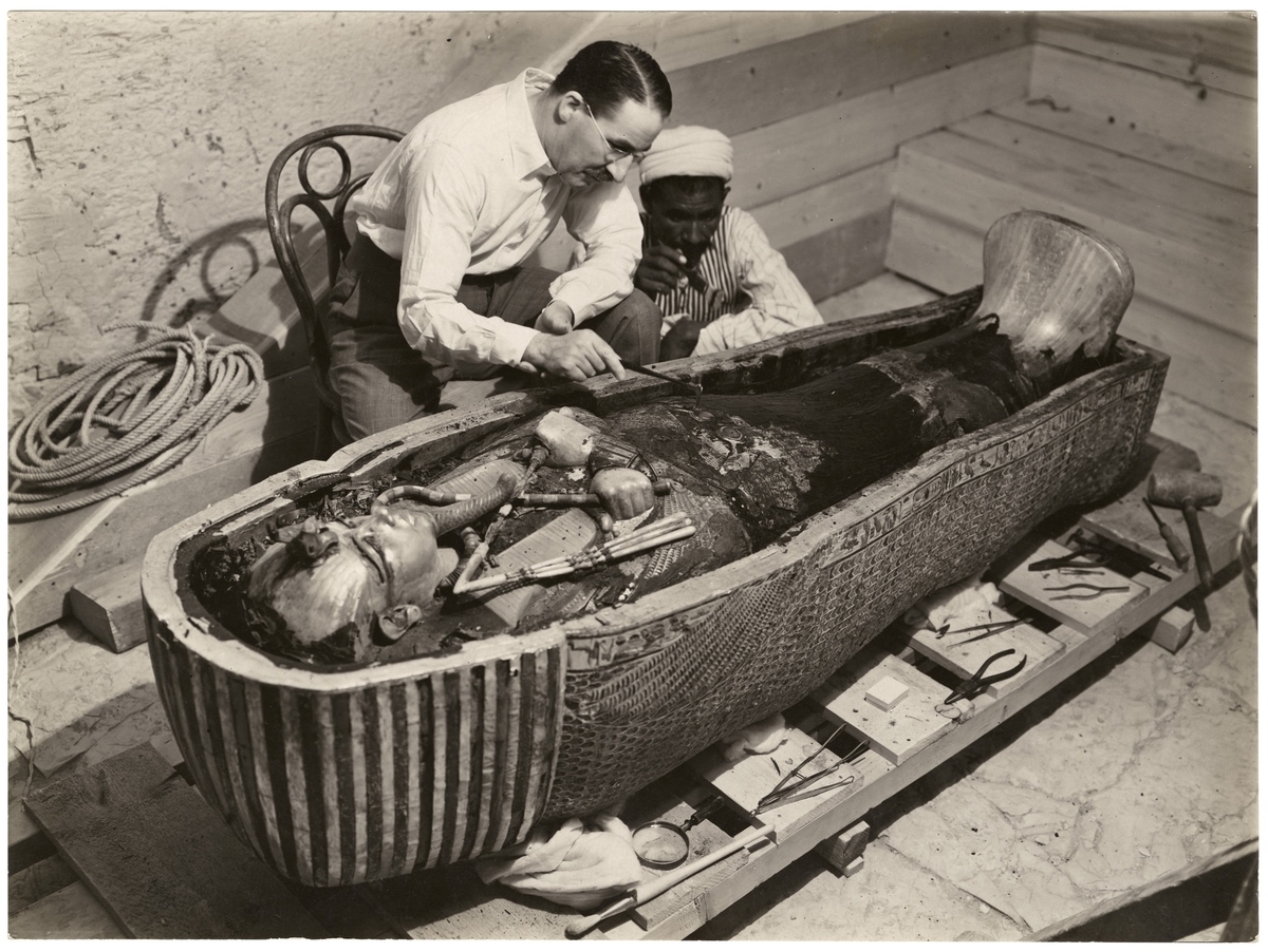 Archaeologists at Work