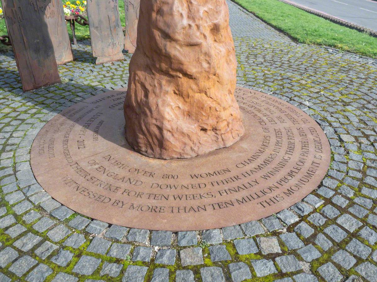 Women Chainmakers Monument