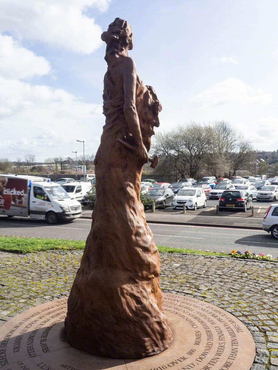 Women Chainmakers Monument