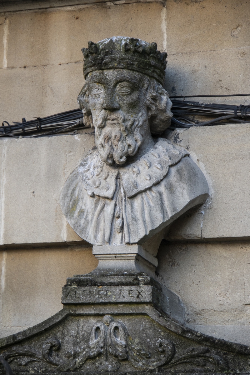 King Alfred (849–899)