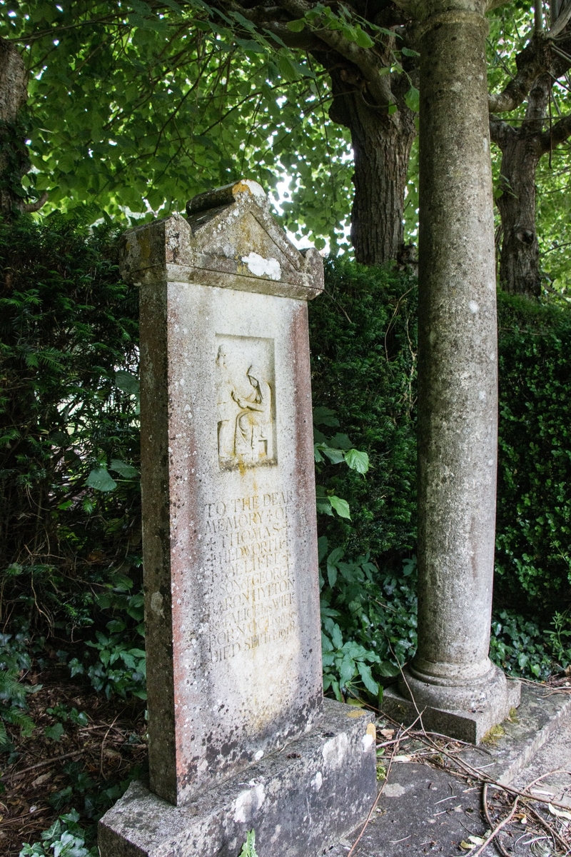 Thomas Hedworth Jolliffe (1900–1918) Monument