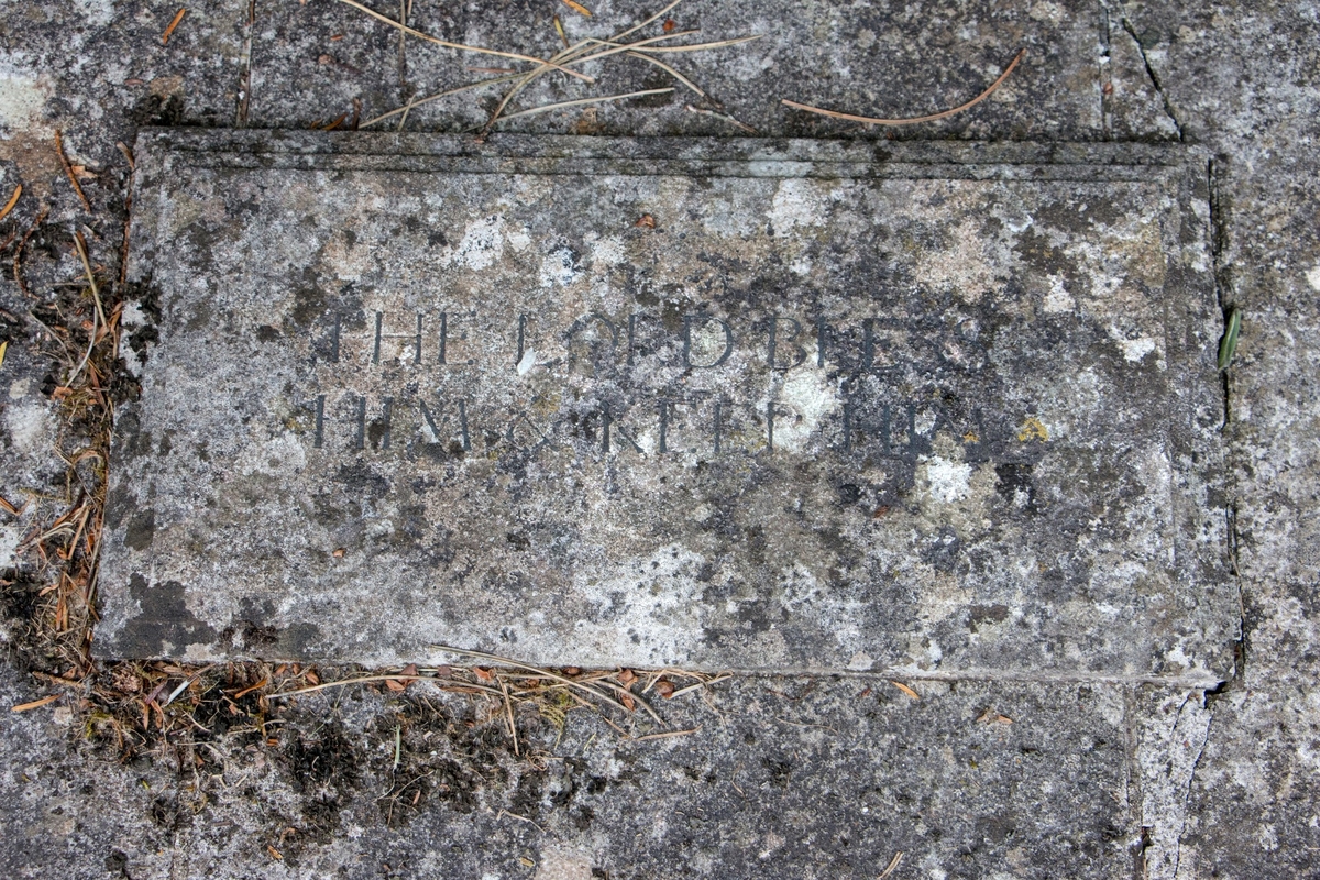 Thomas Hedworth Jolliffe (1900–1918) Monument