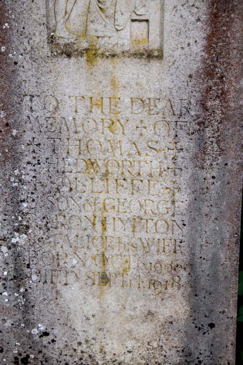 Thomas Hedworth Jolliffe (1900–1918) Monument