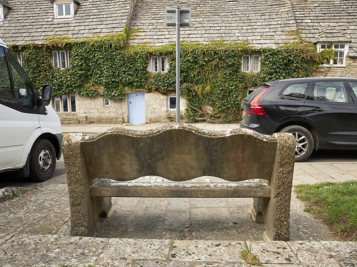 Eddie Holland Memorial Bench