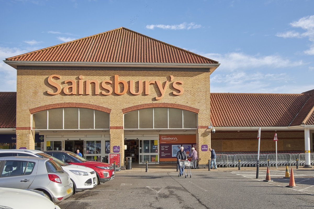 Ferndown Sainsbury Mural | Art UK