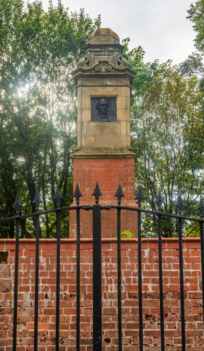 Thomas Barnes & Gladstone Monument