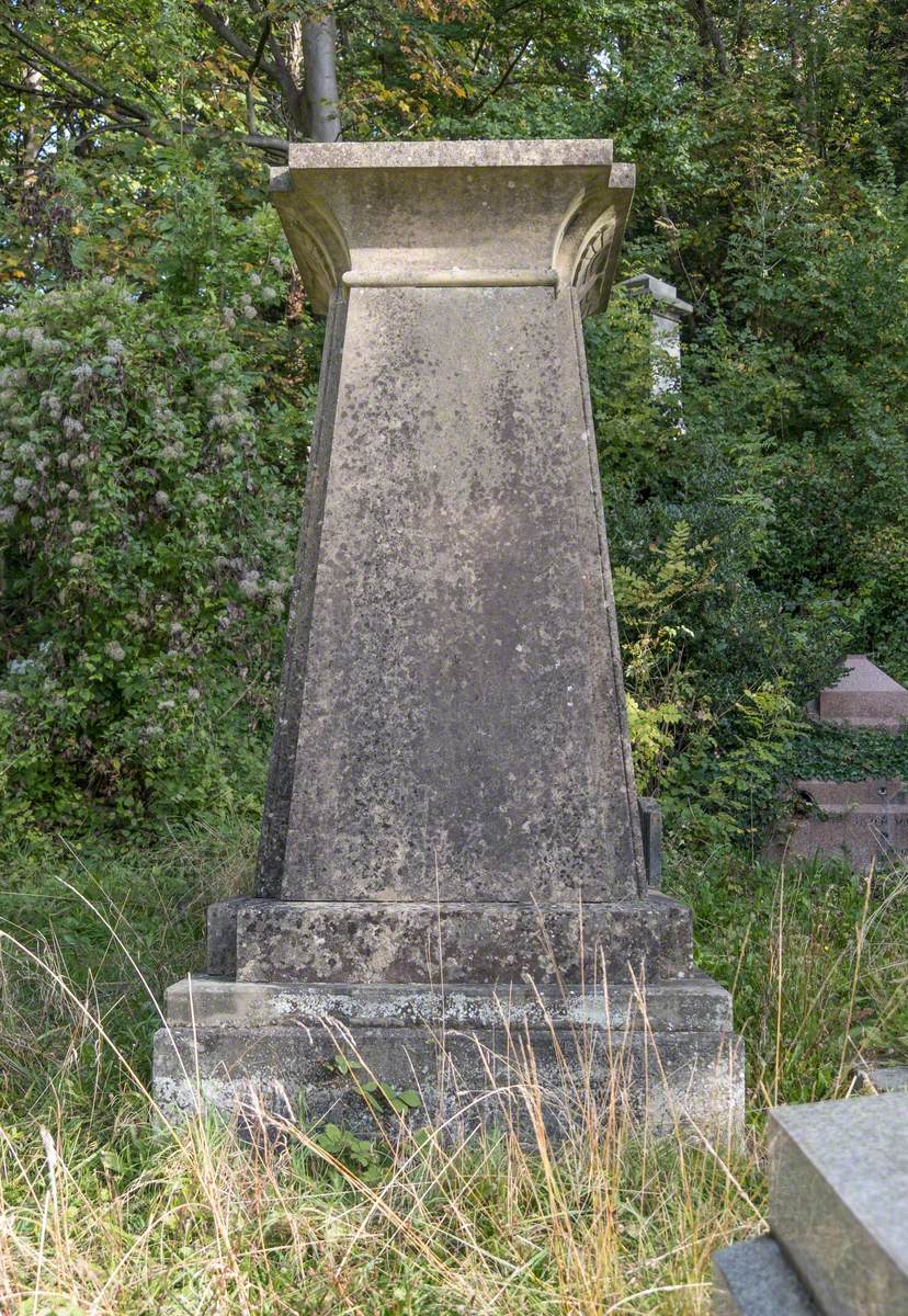 Monument to Frederick William Robertson