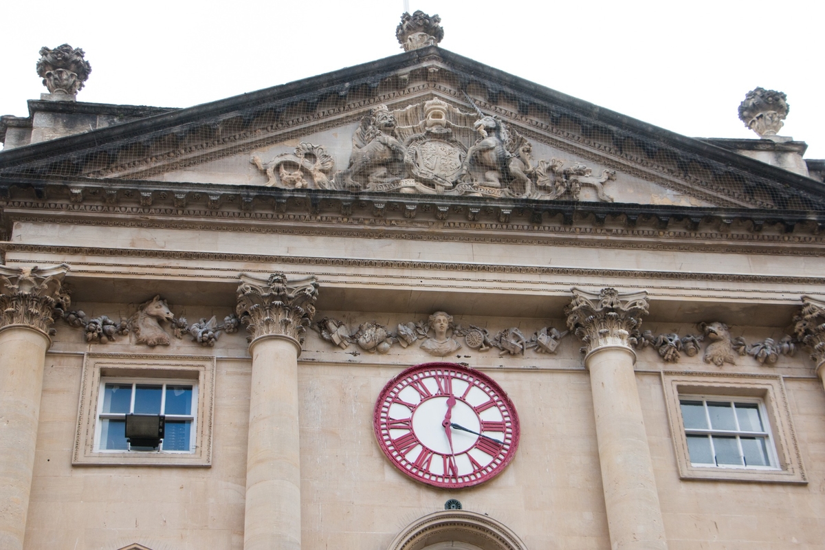 The Exchange: Exterior Carvings, Festoons and Decorations