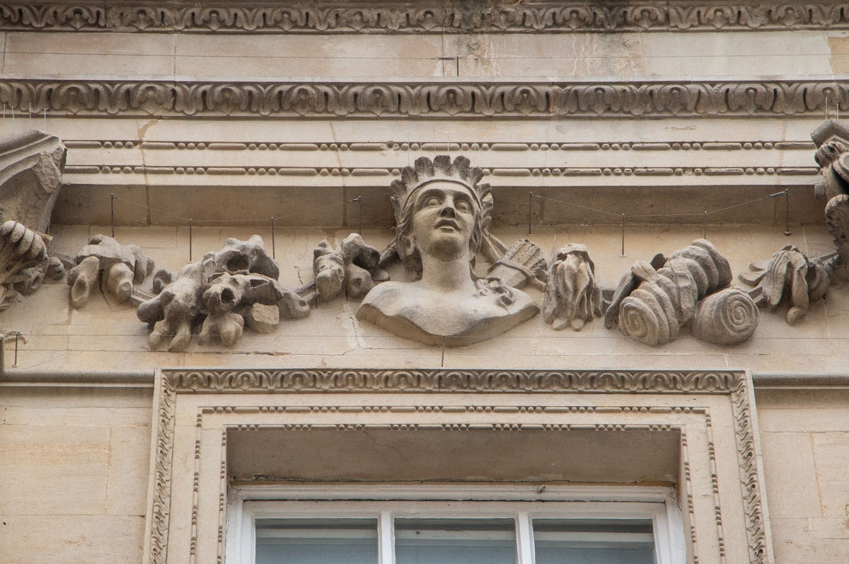 The Exchange: Exterior Carvings, Festoons and Decorations