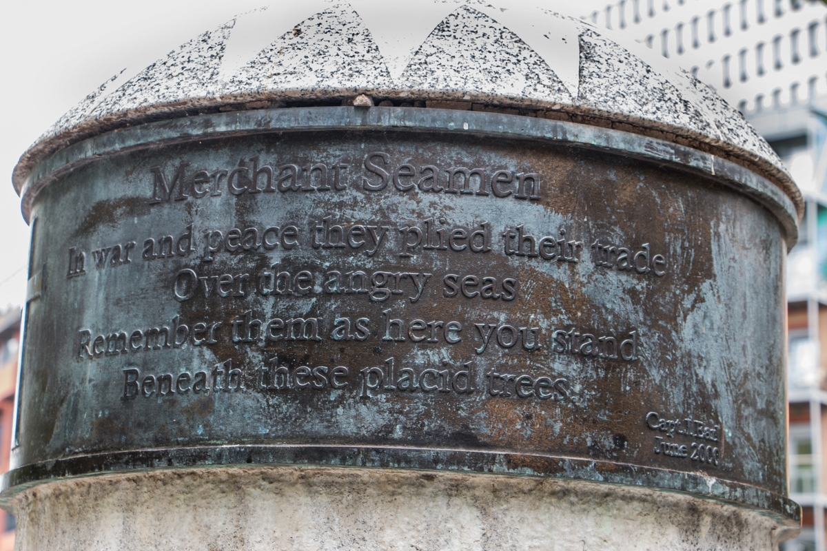 Memorial to Merchant Seafarers