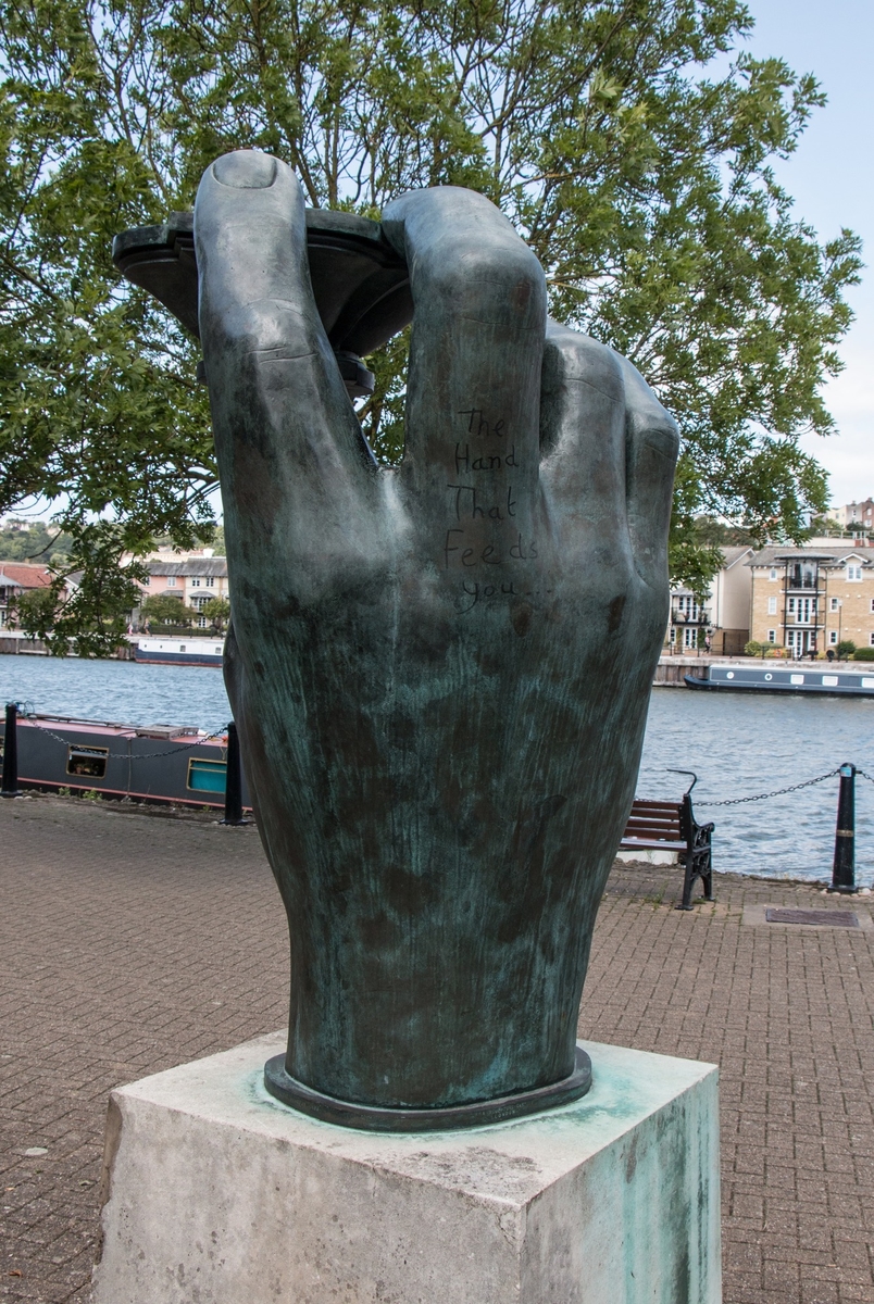 Hand of the River God