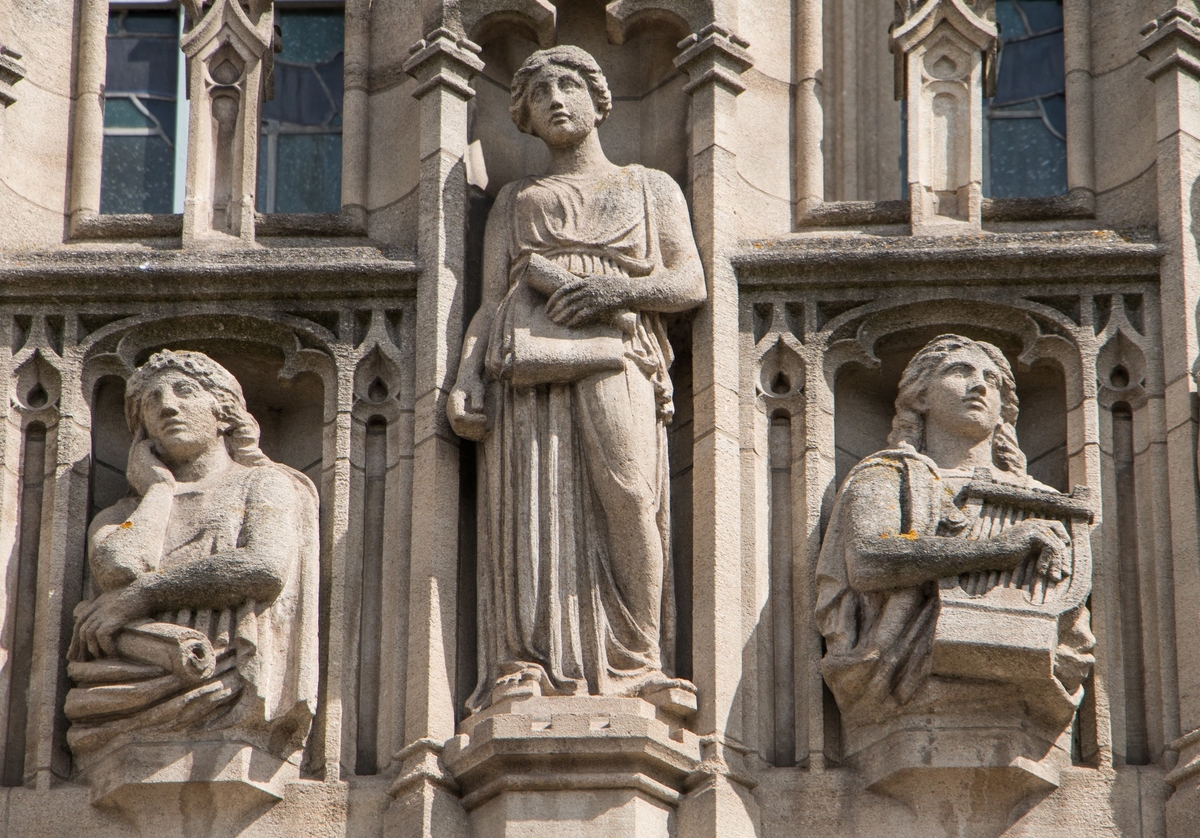 Nine Muses, Wills Memorial Building