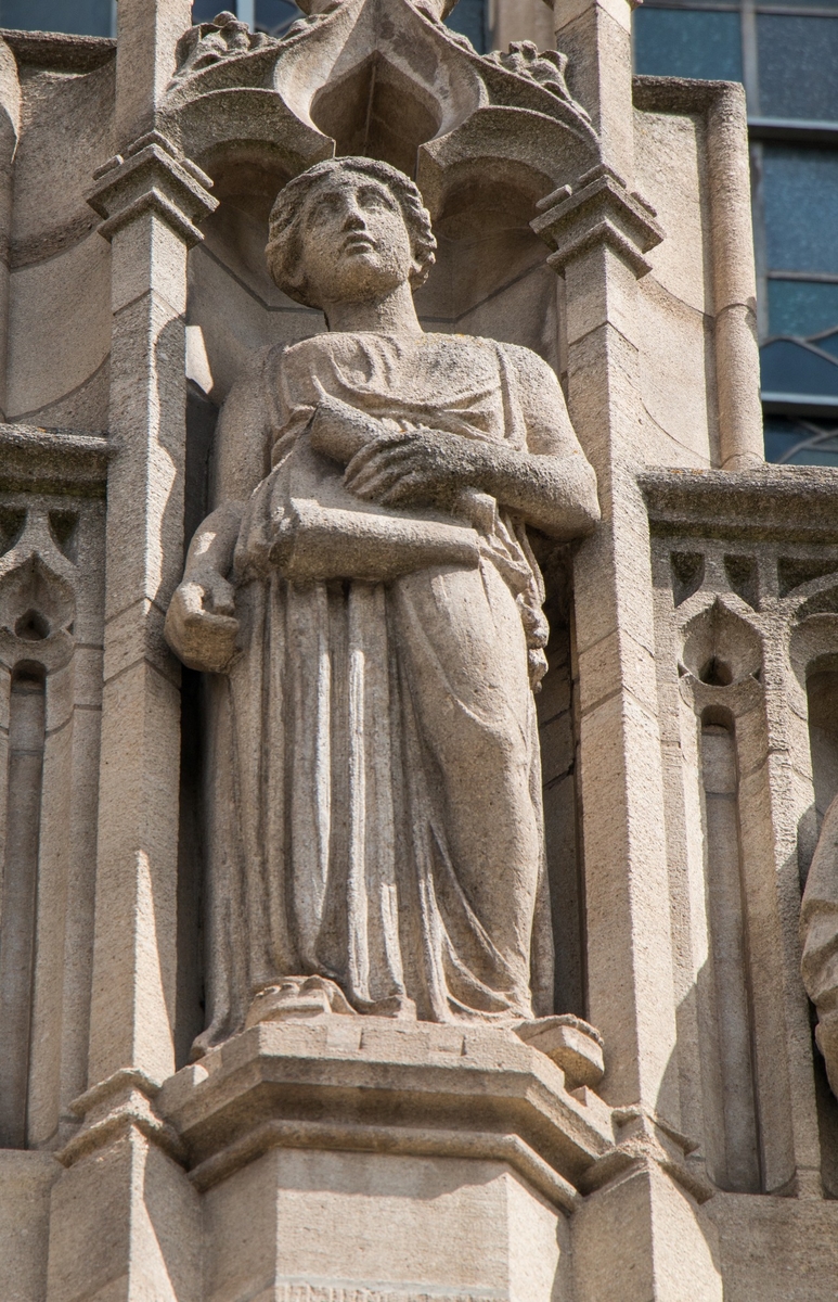 Nine Muses, Wills Memorial Building