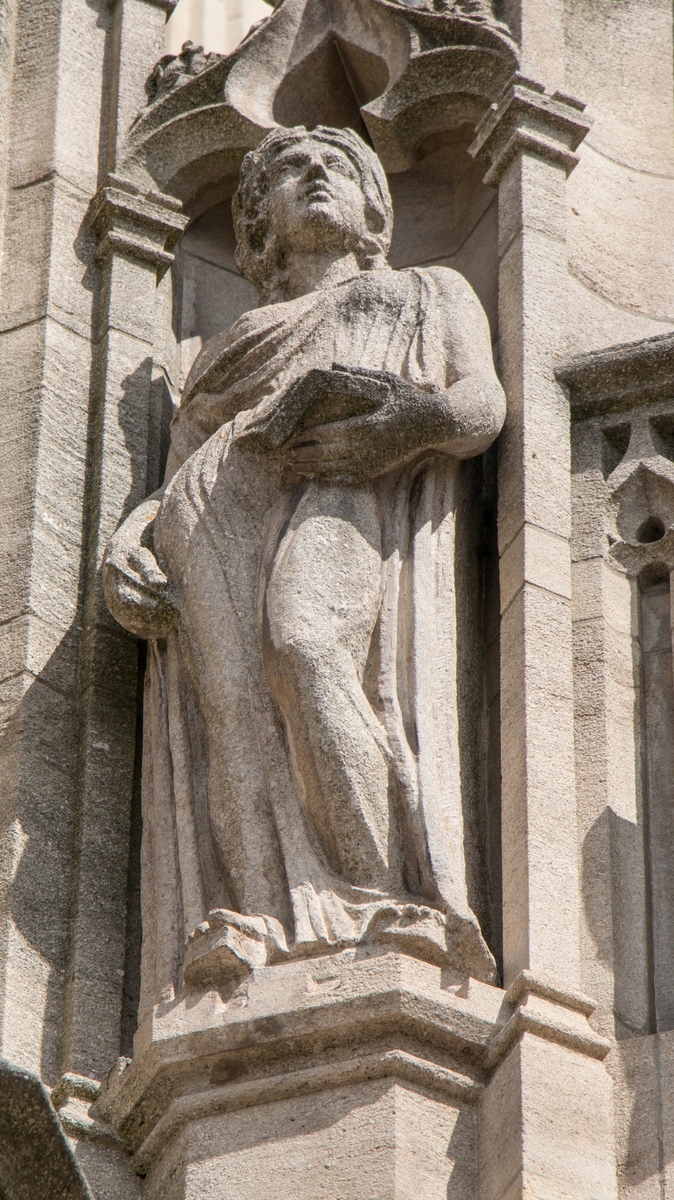 Nine Muses, Wills Memorial Building