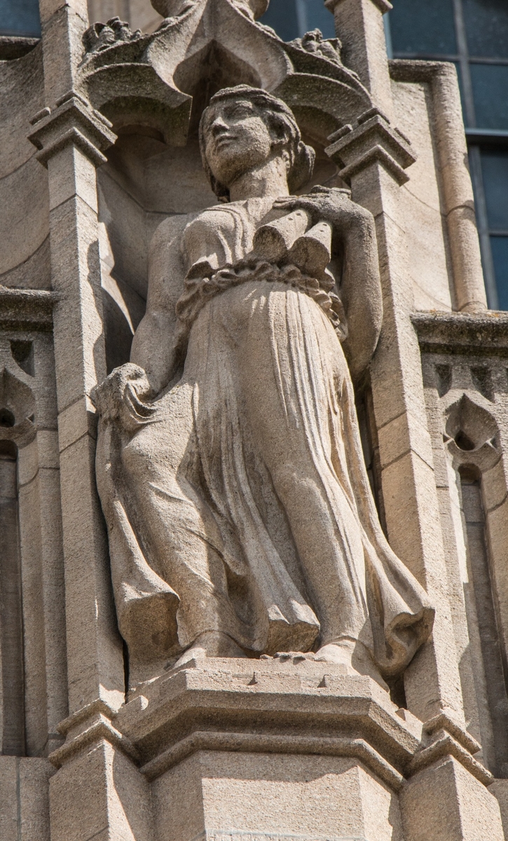 Nine Muses, Wills Memorial Building