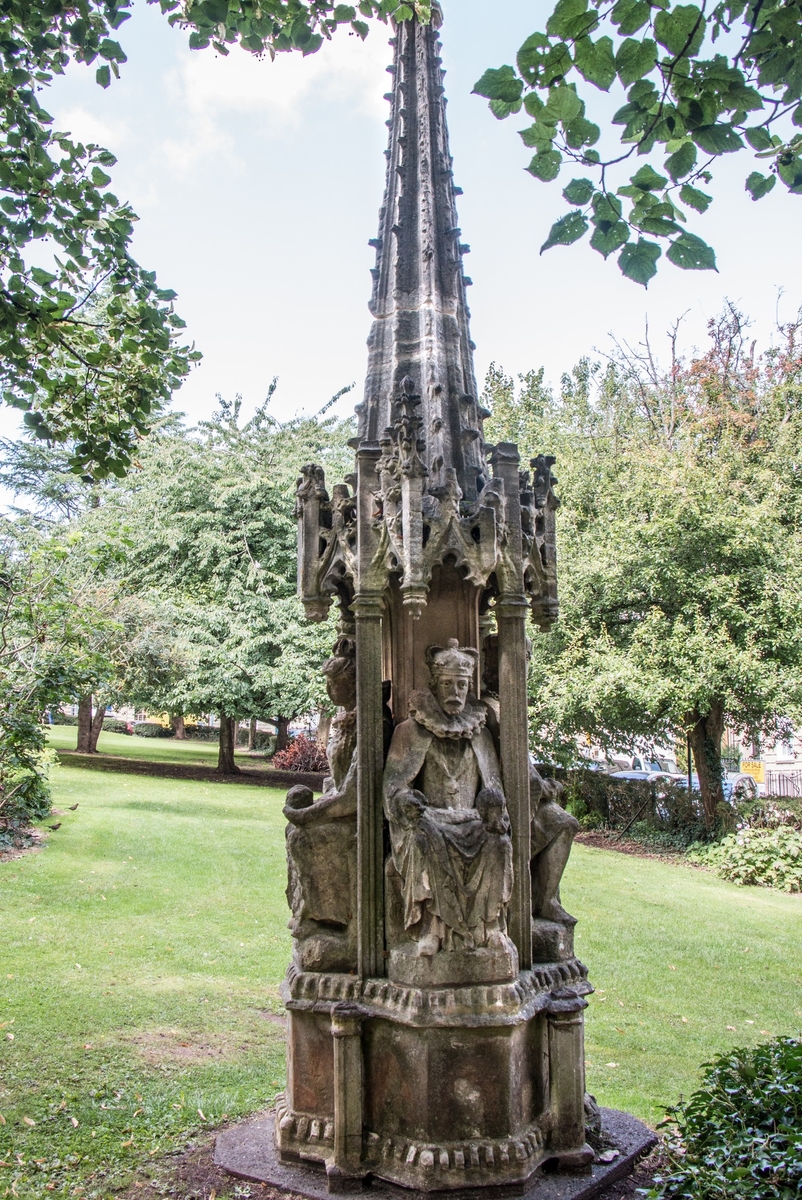 Bristol High Cross (Replica Remnants)