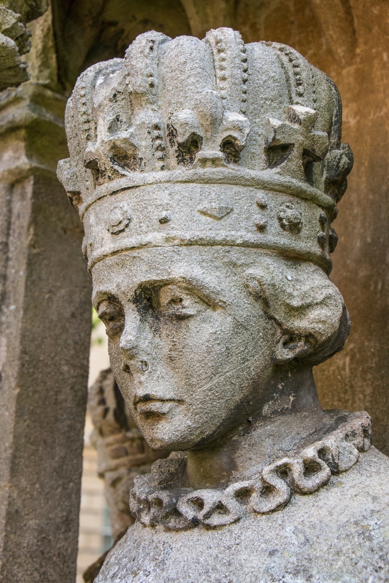 Bristol High Cross (Replica Remnants)