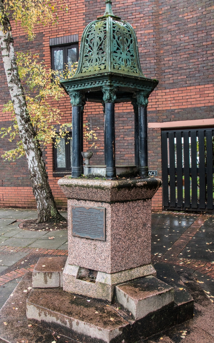 Memorial Fountain to Simon Short (c.1826–1925)