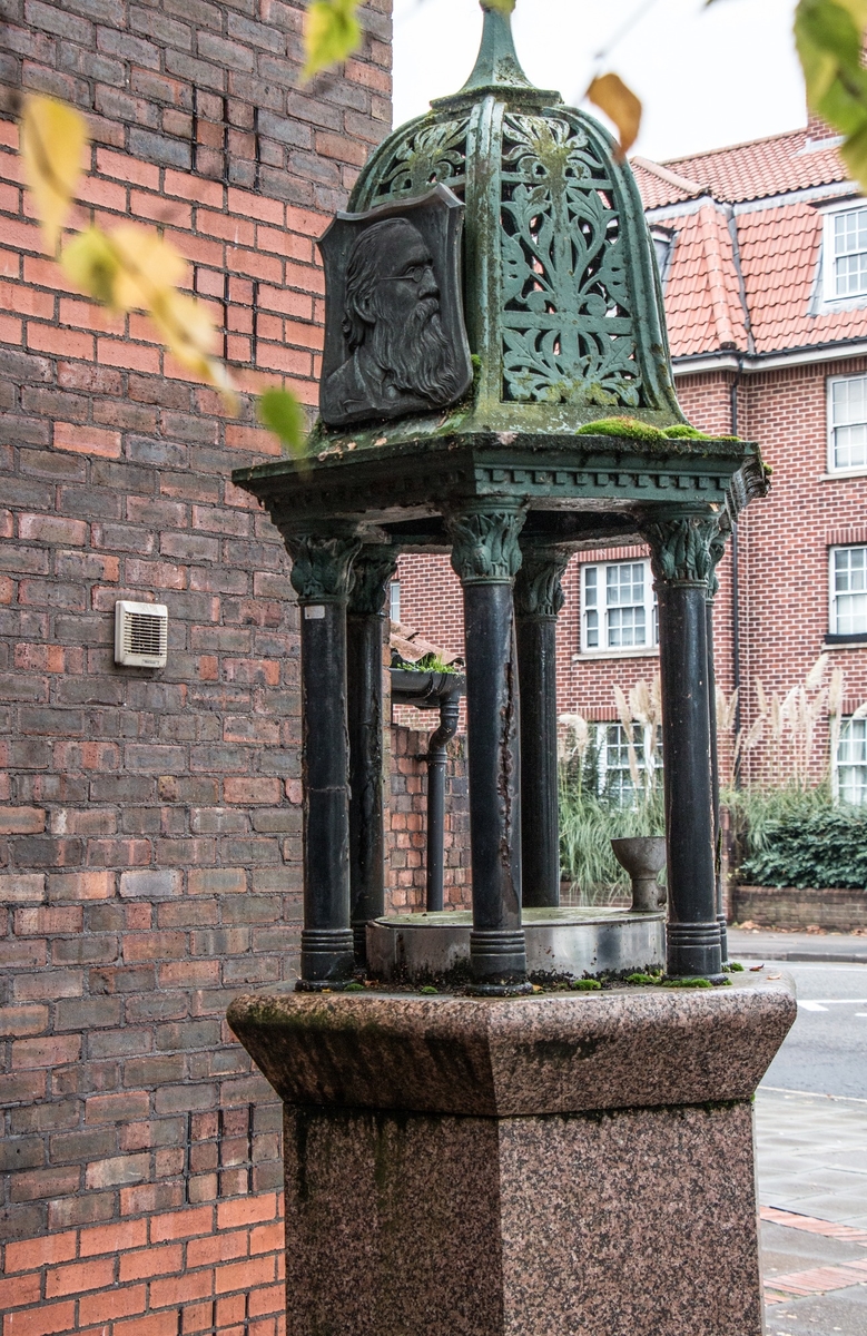 Memorial Fountain to Simon Short (c.1826–1925)