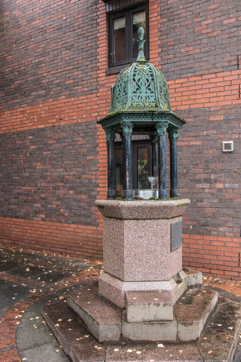 Memorial Fountain to Simon Short (c.1826–1925)