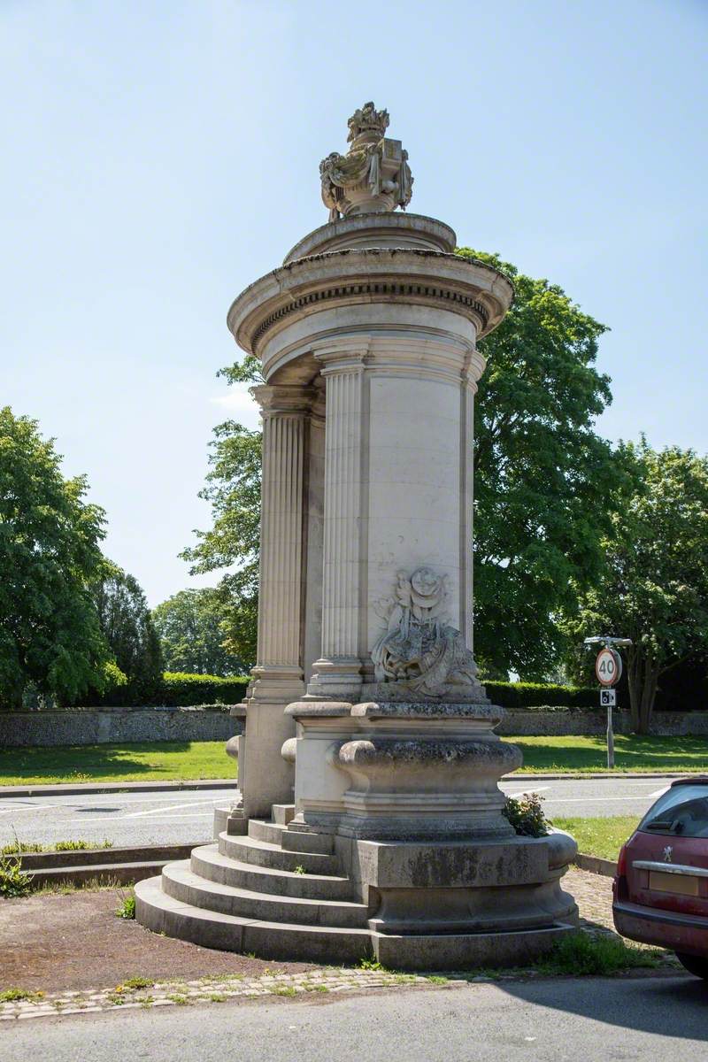 Sir Daniel Cooper Memorial Fountain