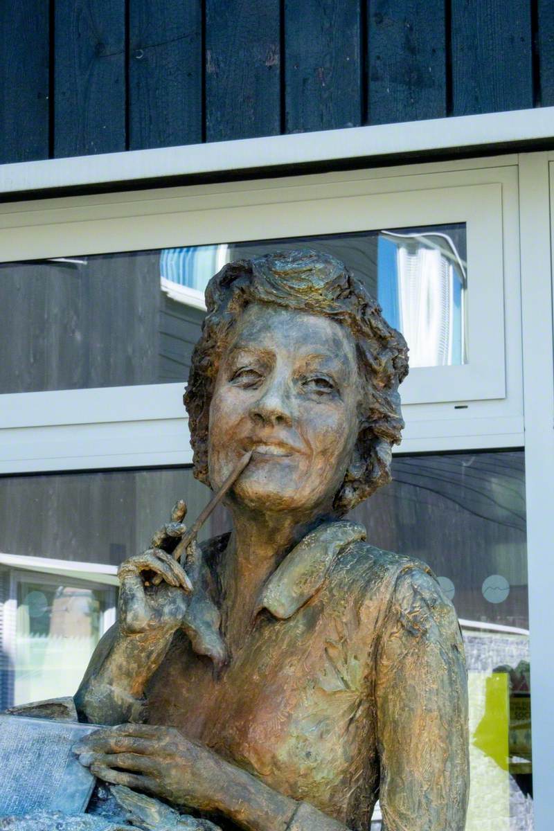 Elaine Morgan (1920–2013)