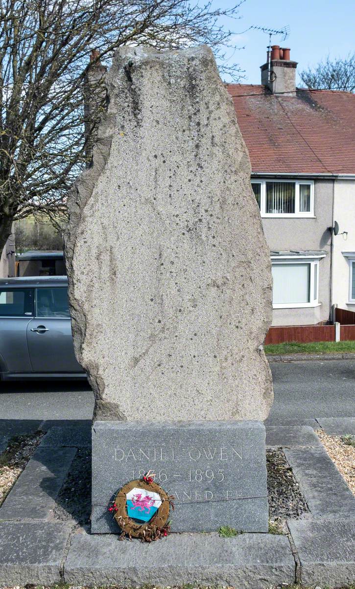 Daniel Owen Commemorative Stone