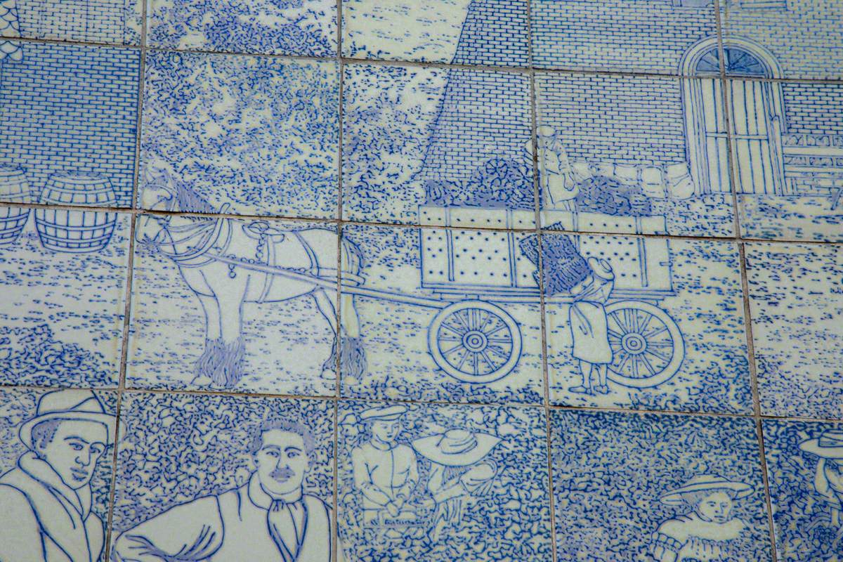 Tiptree Picnic Mural