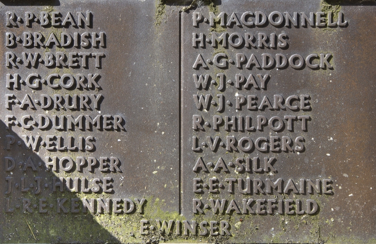 People of Dover War Memorial