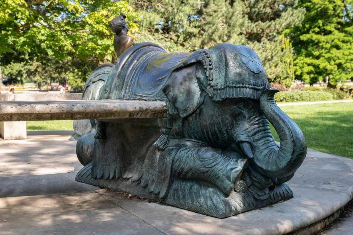 Elephant Seat
