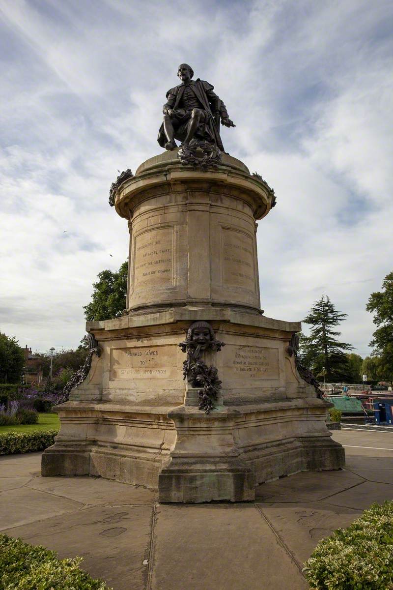 Gower Memorial (Falstaff, Hamlet, Lady Macbeth, Prince Hal)