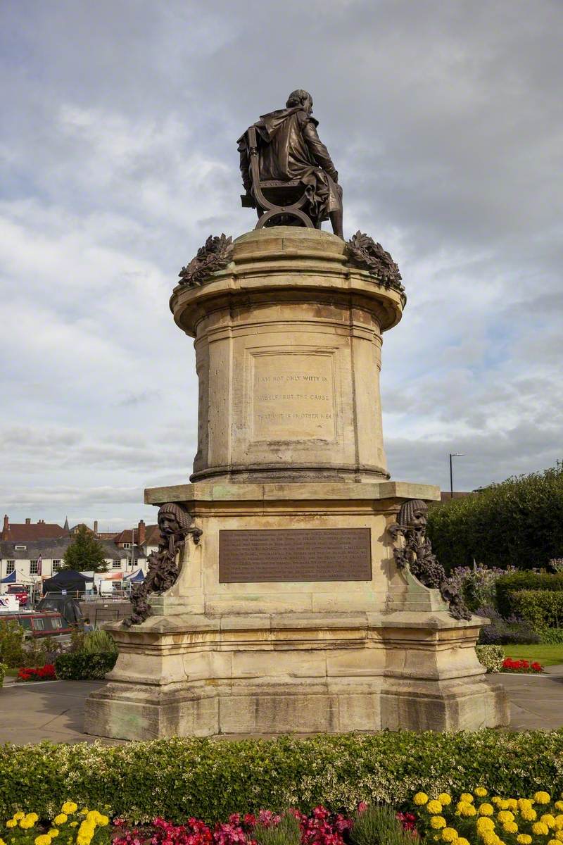 Gower Memorial (Falstaff, Hamlet, Lady Macbeth, Prince Hal)