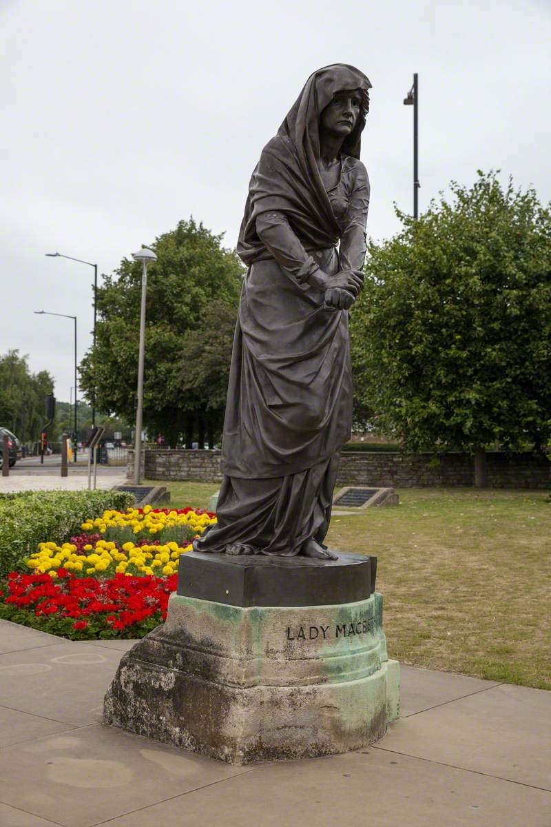 Gower Memorial (Falstaff, Hamlet, Lady Macbeth, Prince Hal)