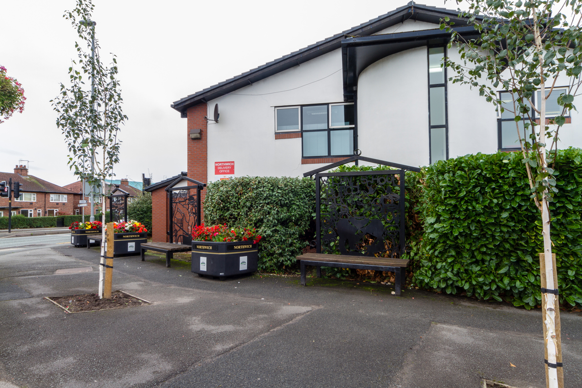 Fence Panels with Seating