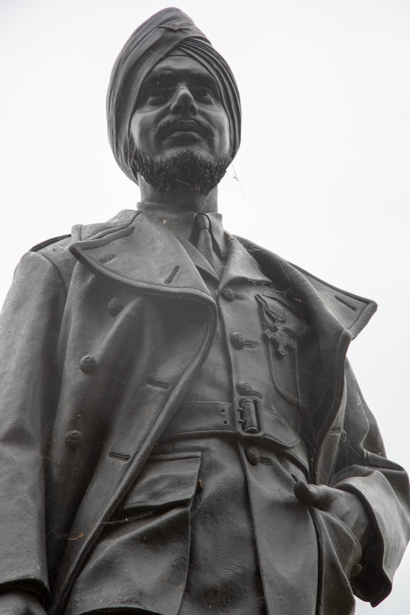 Squadron Leader Mahinder Singh Pujji (1918–2010)