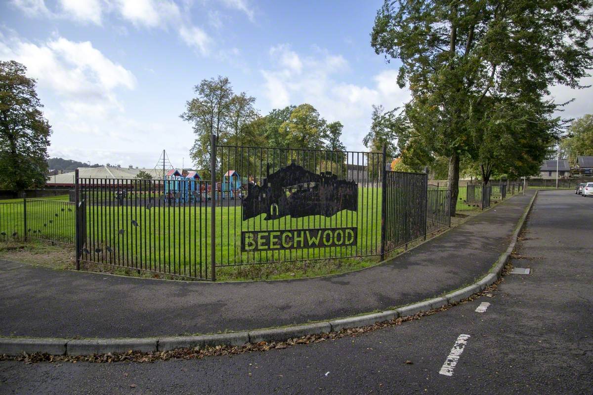 Beechwood Sign and Railings