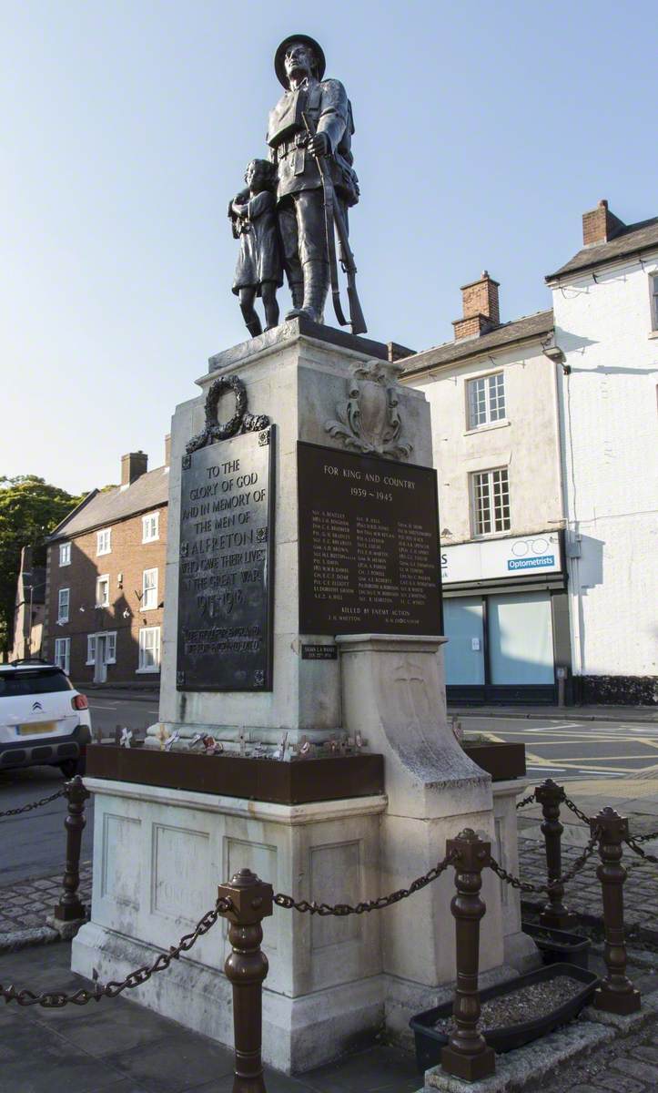 War Memorial and Railings