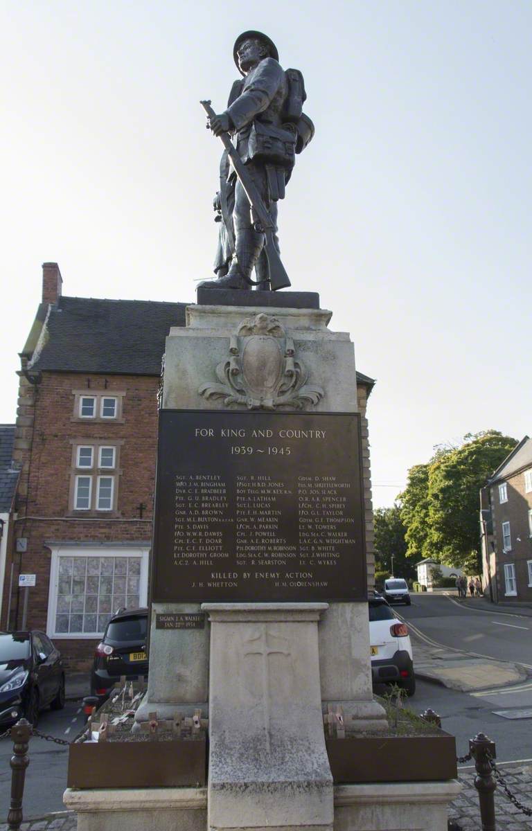 War Memorial and Railings