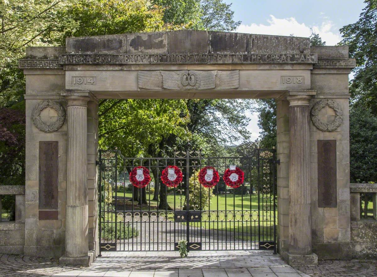 War Memorial Arch