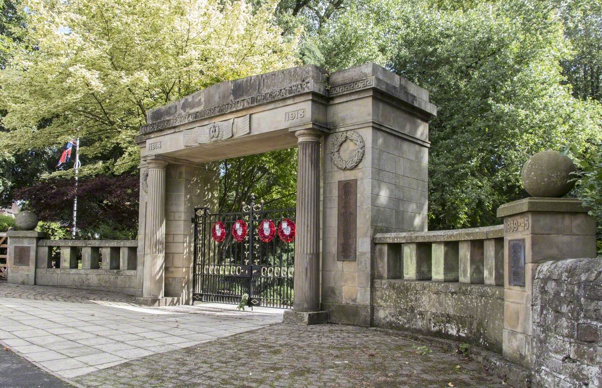 War Memorial Arch