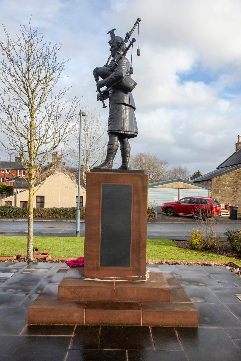 Sanquhar Waird War Memorial (New Memorial)