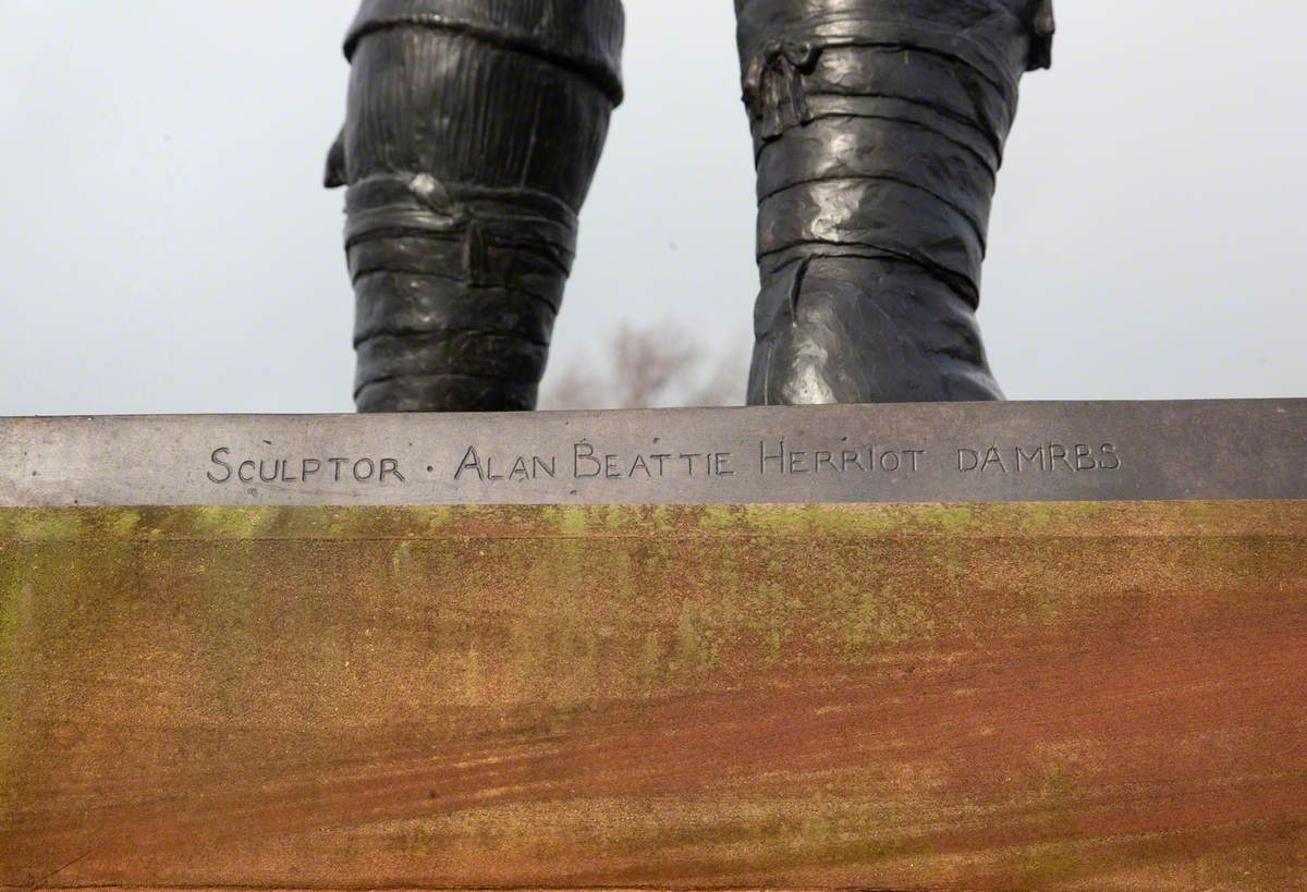 Sanquhar Waird War Memorial (New Memorial)