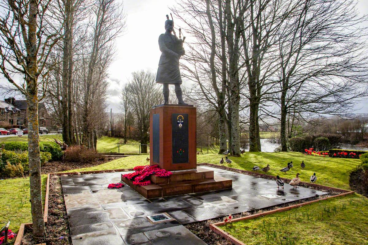 Sanquhar Waird War Memorial (New Memorial)