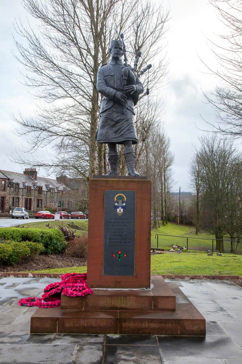 Sanquhar Waird War Memorial (New Memorial)