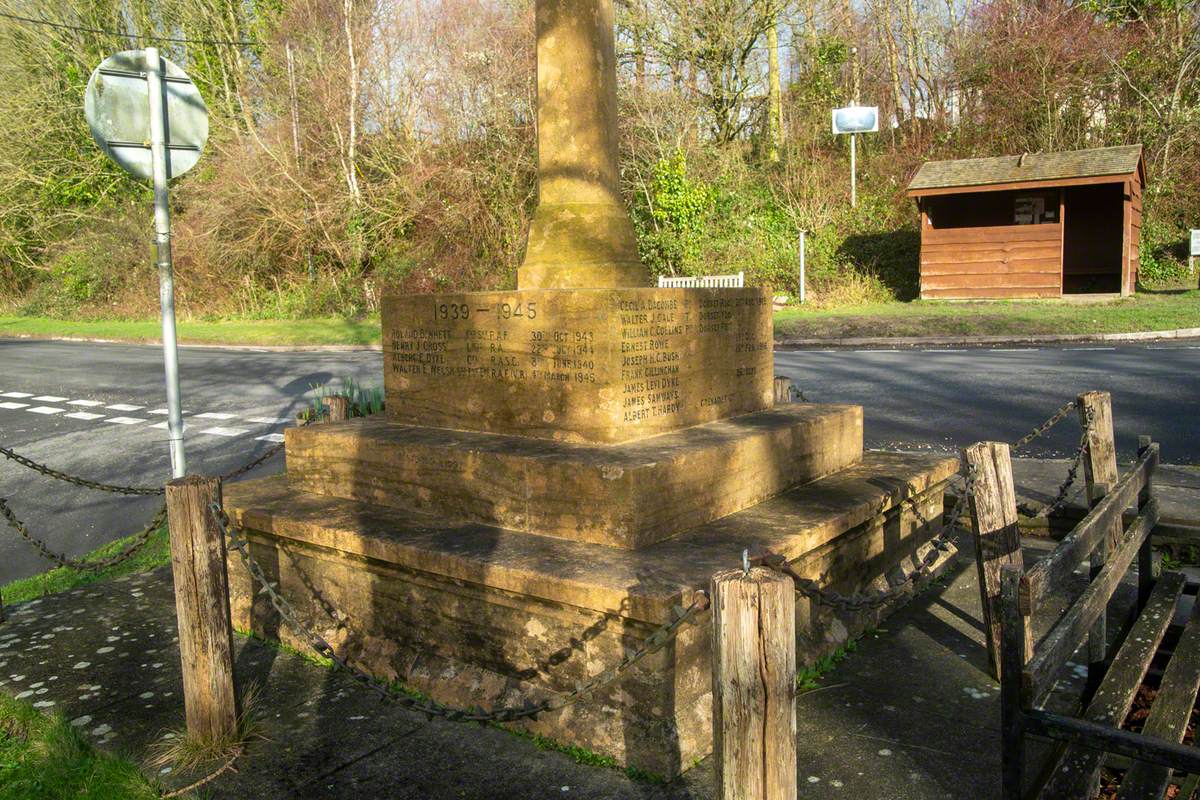 War Memorial Cross