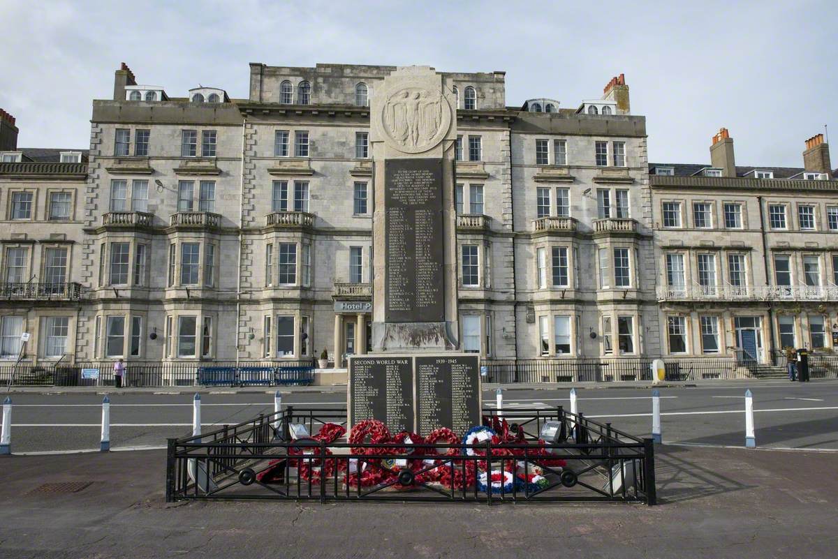 Memorial Cenotaph