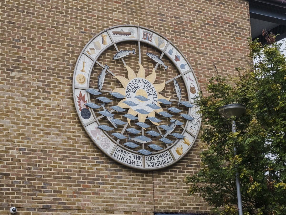 River Lea Medallions