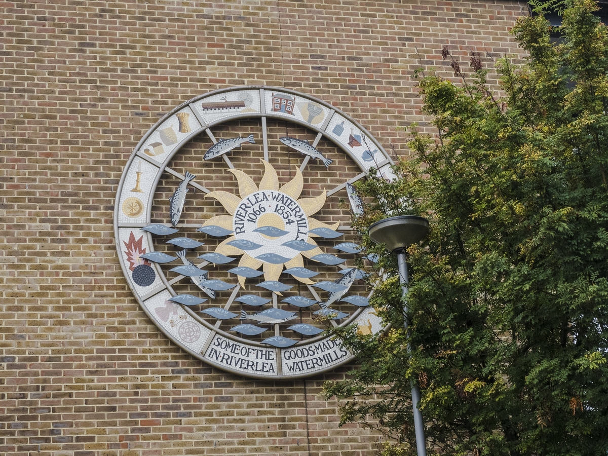 River Lea Medallions