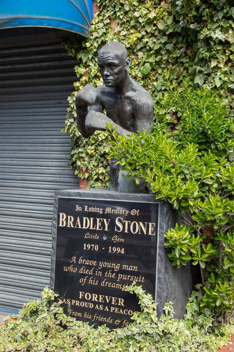 Memorial to Bradley Stone (1970–1994)