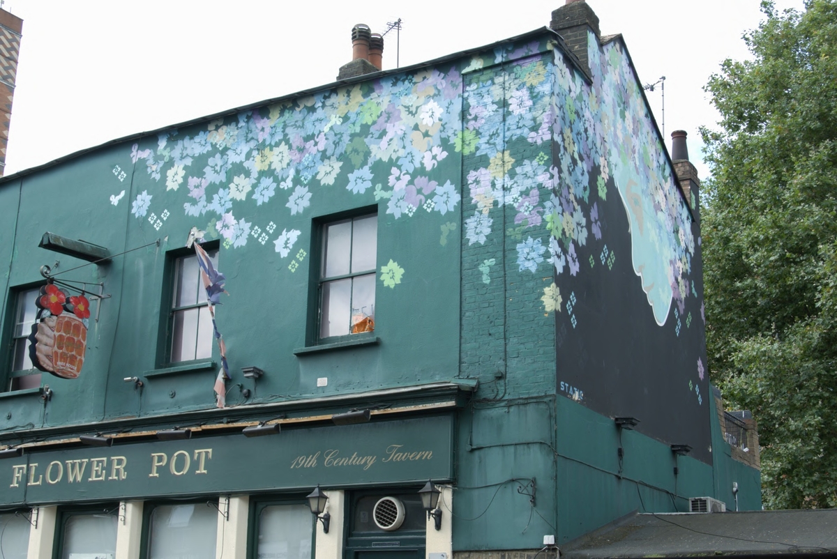 'The Flower Pot' Pub